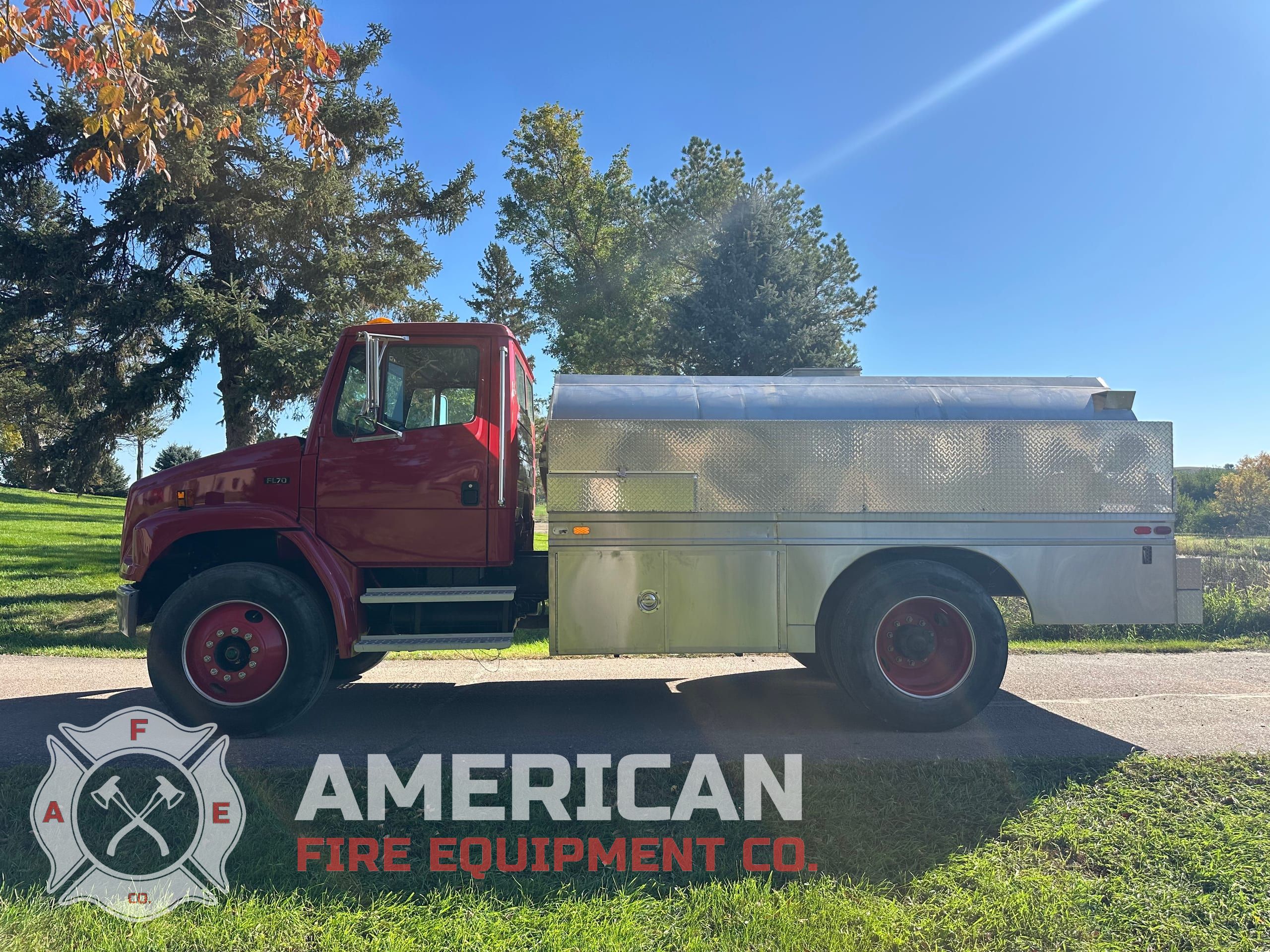 Used 1996 Freightliner 375/1850 Stainless Tanker for sale — photo 3 of 12