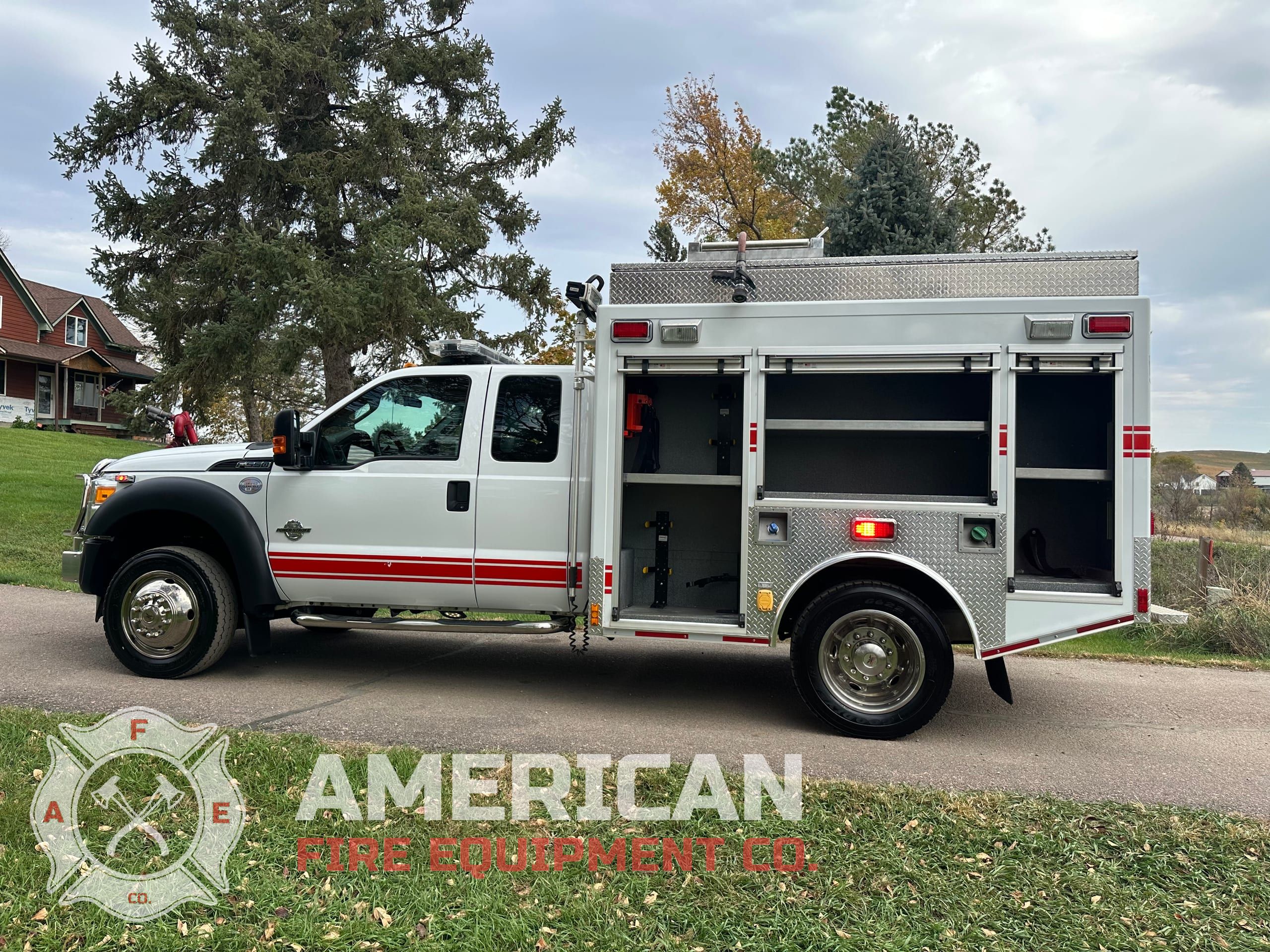 Used 2013 F550 4x4 Quick Attack Brush Truck for sale — photo 9 of 20