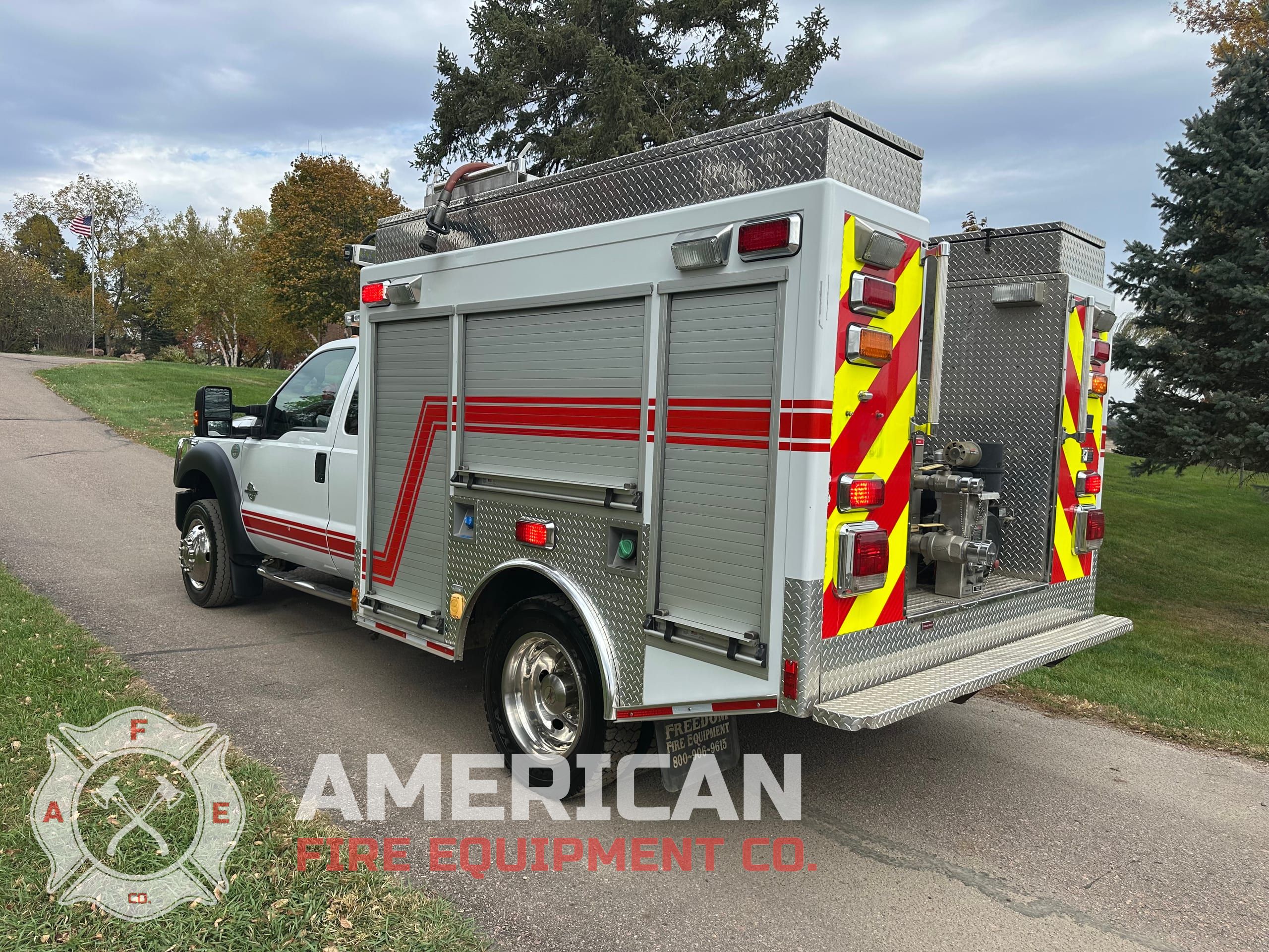 Used 2013 F550 4x4 Quick Attack Brush Truck for sale — photo 3 of 20